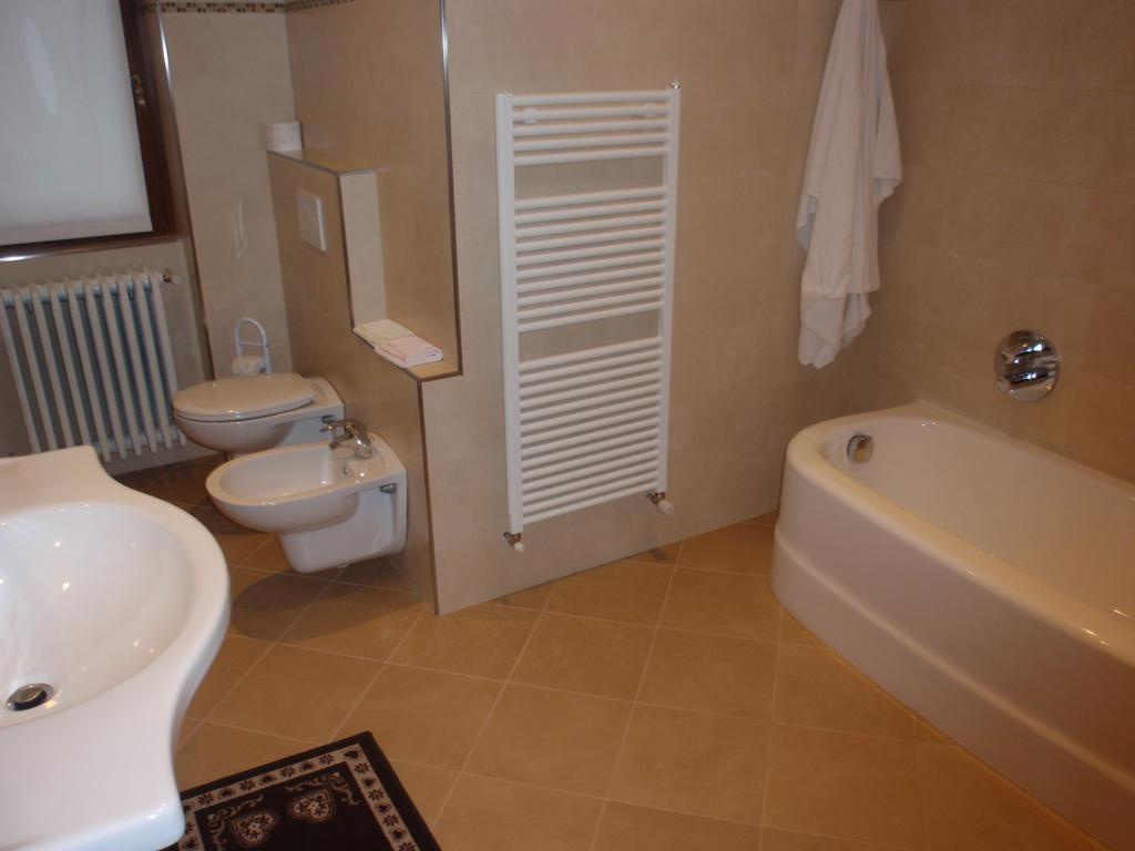 B&B Ca Tunin Tirano Kamer foto